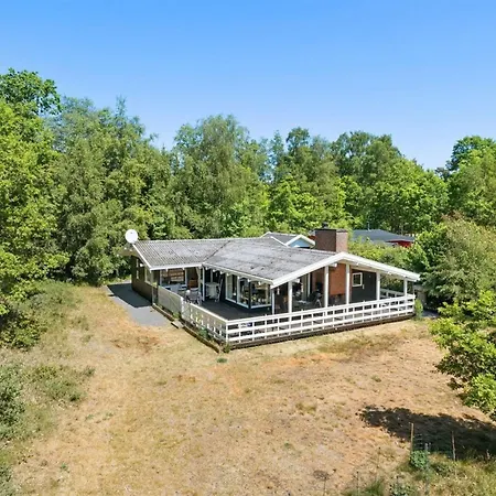 Holiday home Gjertrud *