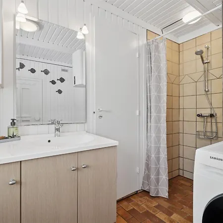 Gjertrud - 1km From The Sea By Interhome