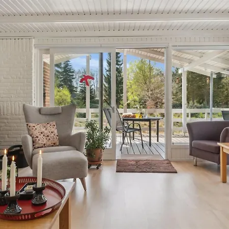 Gjertrud - 1km From The Sea By Interhome Сasa de vacaciones Rønne