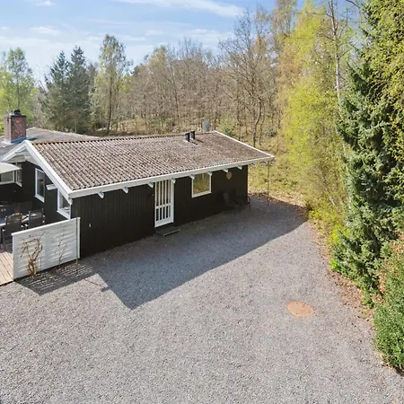 Gjertrud - 1km From The Sea By Interhome Rønne